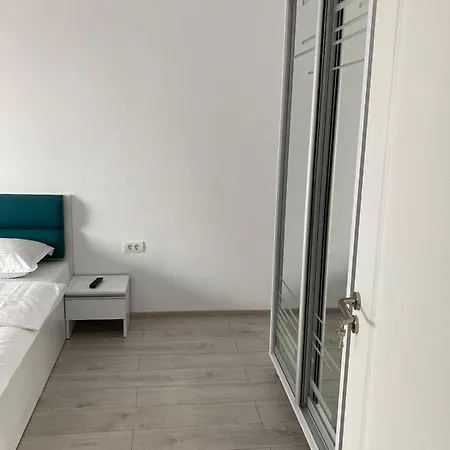 Frumos Apartment *